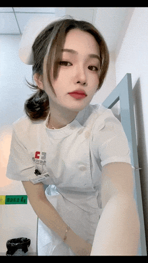 短篇 人妻的相关介绍