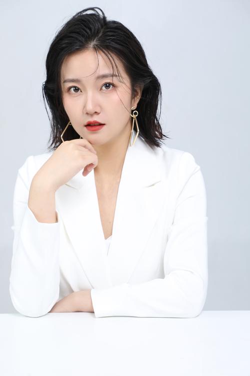 人妻少妇av中文字幕的相关介绍