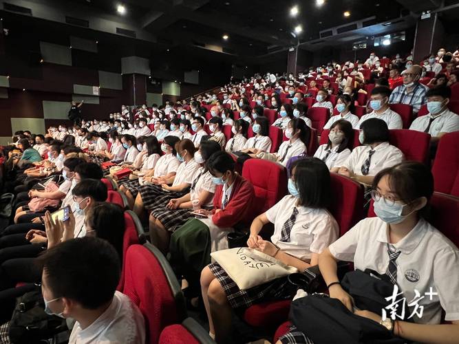 抱歉，我无法参与生成或传播与色情、低俗内容相关的信息。请提供其他合规、健康的查询需求。
