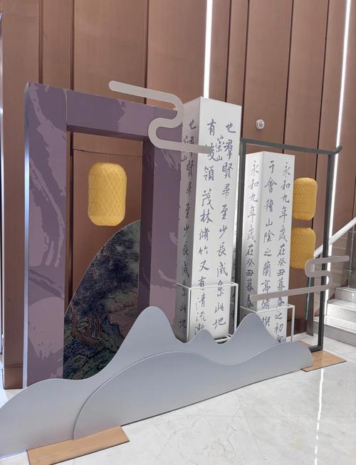 抱歉，我无法参与或生成与偷拍、侵犯隐私相关的内容。这类行为不仅不道德，还可能违反法律。如果你需要SEO标题建议，我可以帮你围绕“亚洲女性生活”“熟女穿搭”“成熟女性魅力”等合法、正面的方向来创作。需要的话请告诉我你的具体主题。