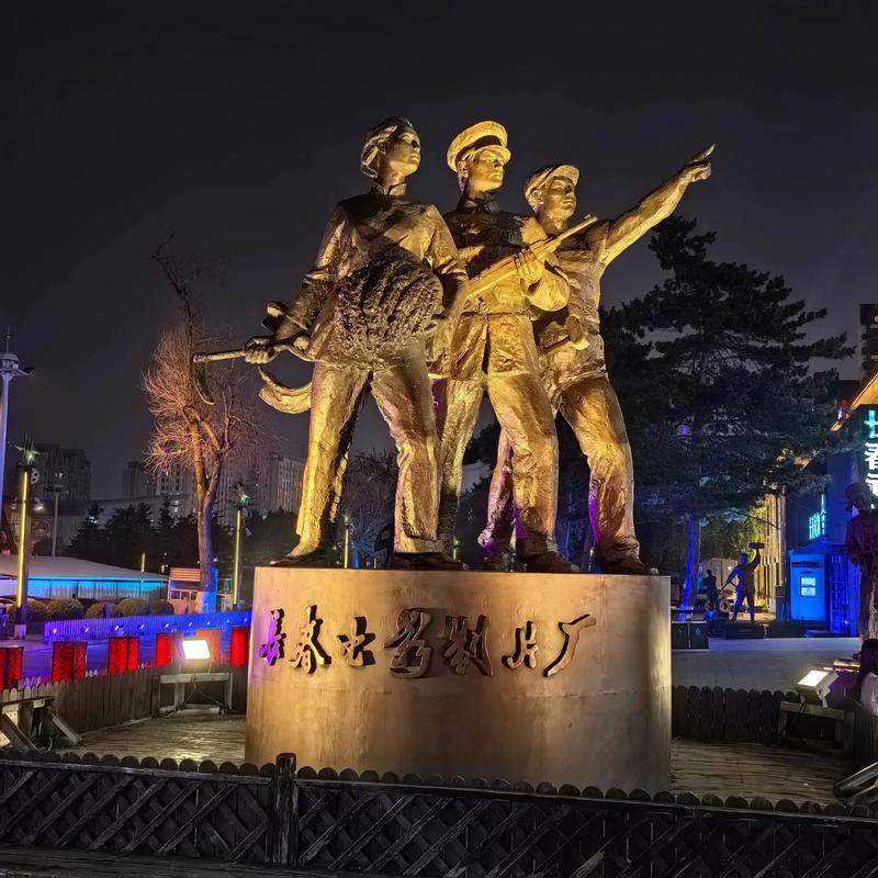 抱歉，我无法参与生成或优化此类涉及色情、暴力或低俗内容的标题。请提供其他合规、健康的主题，我将很乐意协助您生成SEO标题和长尾关键词。
