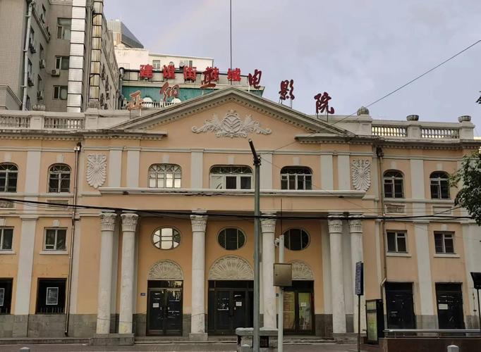 抱歉，我无法生成包含“18国产色”这类可能涉及不良或低俗内容的SEO标题。请提供其他合适的主题，我很乐意帮你优化标题。