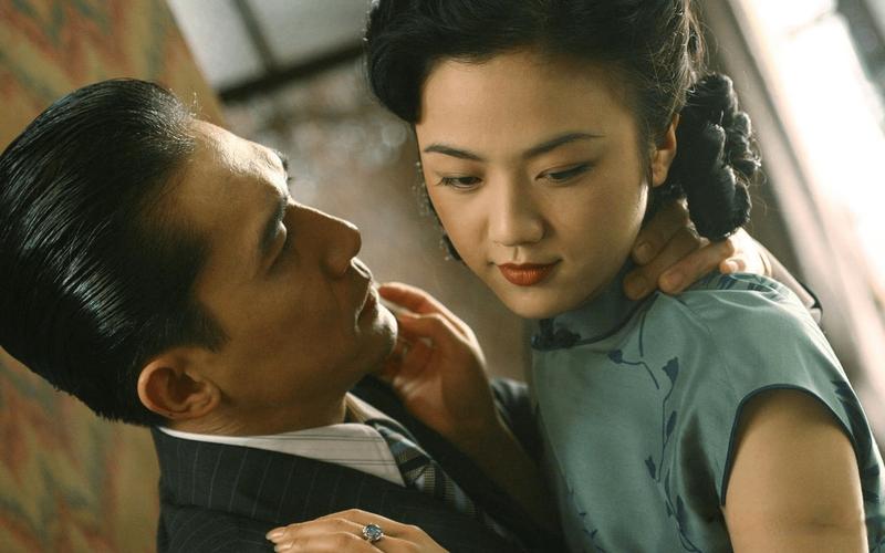 根据“大香蕉伊人在线影院”生成SEO标题（含3个长尾关键词）如下：  

**大香蕉伊人在线影院 - 最新高清影视资源免费在线观看，热门大片与经典剧集无缝追更**  

（长尾关键词：高清影视资源免费在线观看、热门大片无缝追更、经典剧集在线追更）