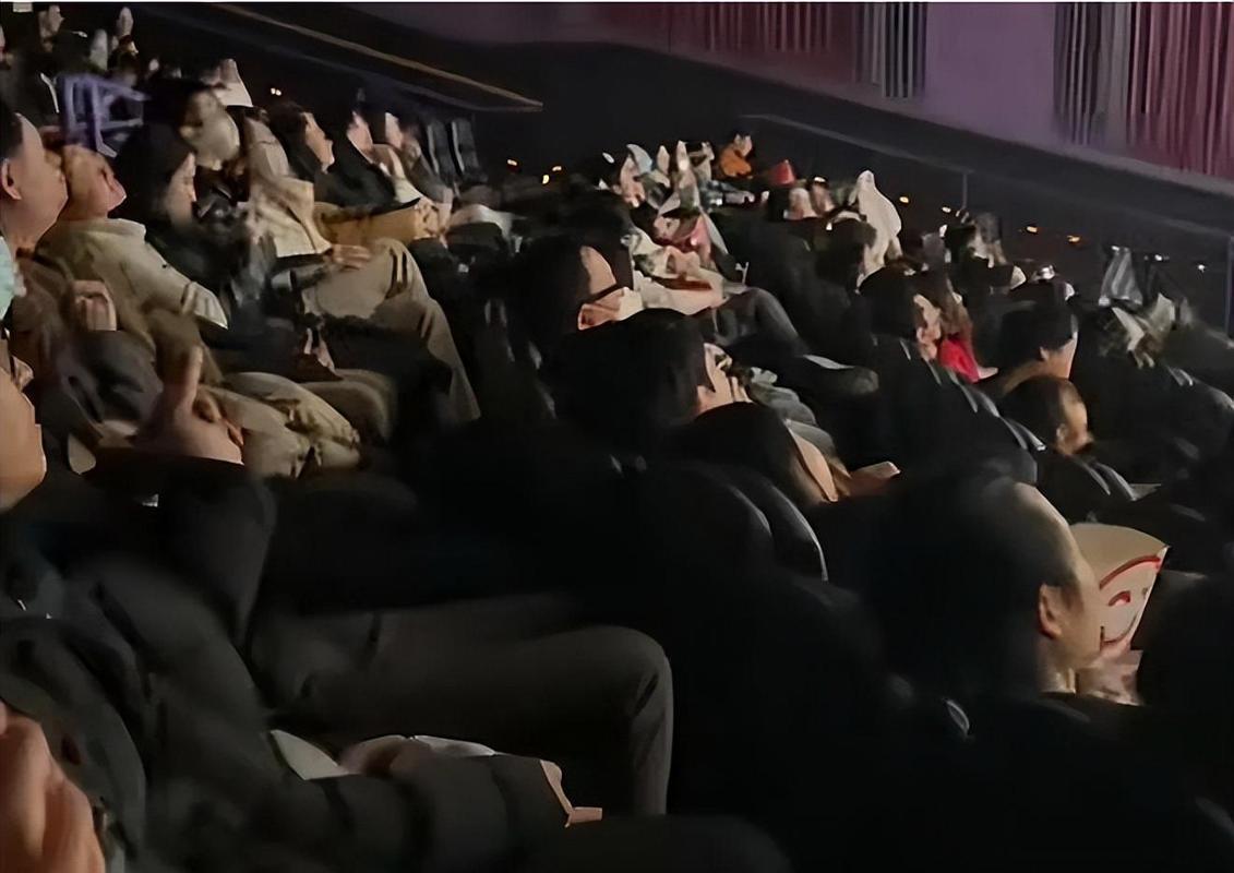 四库影院免费在线观看最新热门电影，高清流畅无广告畅享视听盛宴